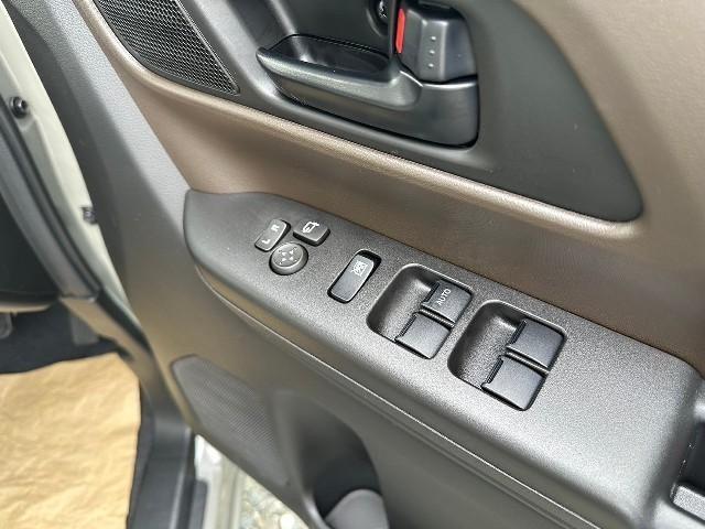 スペーシア ハイブリッドＧ　届出済未使用車　スズキセーフティサポート　キーレスプッシュスタート　オートライト　ＬＥＤヘッドランプ　電動格納ミラー　１４インチフルホイールキャップ　ＣＶＴ　盗難防止システム（44枚目）