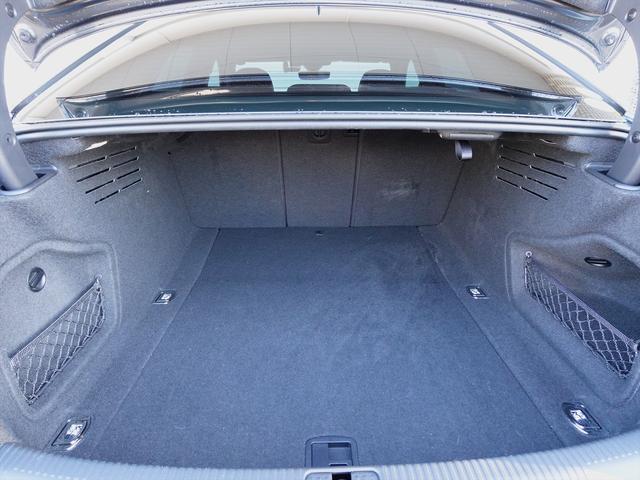 �J�������Ⴍ�ݒ肳��Ă���̂ŁA�ו��̐ς݉��낵���X���[�Y�ɍs���܂��B�X�ɕ����|�����A�V�[�g�̗̍p�ŃV�[�g�̃o�b�N���X�g��|���ƁA�傫�������ו����ςݍ��߂܂��B