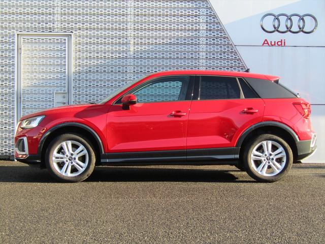 �S�ԗ��ɕW�������̏����A���~�z�C�[���́A�����Ȃ�ł͂̃o�����X�̗ǂ��f�U�C���ƁA���s���萫�����y���ݒ����܂��B