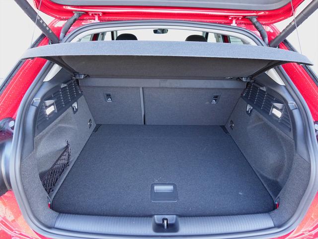 �d���e�[���Q�[�g�ɂ�育���g�̐g���ɂ��킹�āA���D���Ȉʒu�Ƀ������[�o�^���\�ł��B