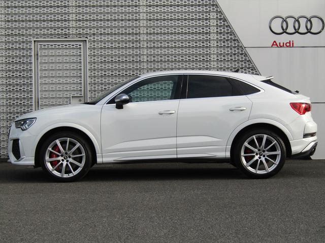 ＲＳ Ｑ３ スポーツバック ベースグレード（3枚目）