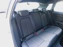 ホールド性が高く、ほどよく固いリアシートは長時間乗車も快適に過ごす事ができます