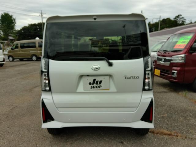 タント カスタムＲＳ　届出済み未使用車　純正ナビ＆フルセグＴＶ　ＤＶＤ再生＆Ｂｌｕｅｔｏｏｔｈ対応　Ｂカメラ　両側パワースライドドア　メーカー新車保証５年付き（4枚目）