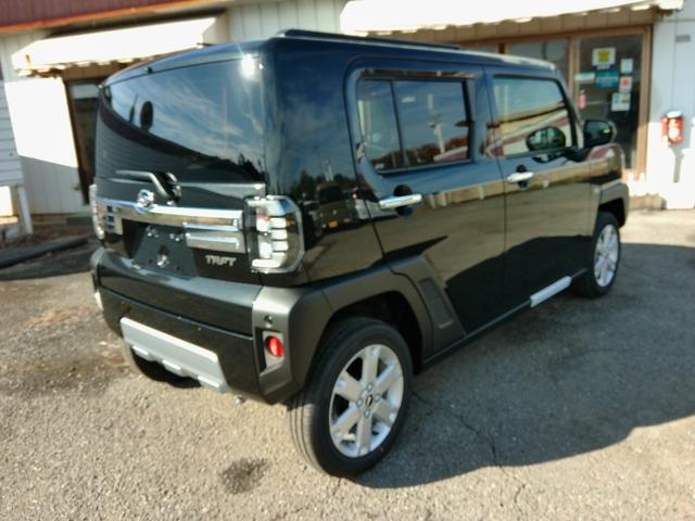 タフト Ｇ　クロムベンチャー　届出済み未使用車　純正ナビ＆フルセグＴＶ＆ＤＶＤ再生＆Ｂｌｕｅｔｏｏｔｈ対応　Ｂカメラ付　シートヒーター　メーカー新車保証５年付き（3枚目）