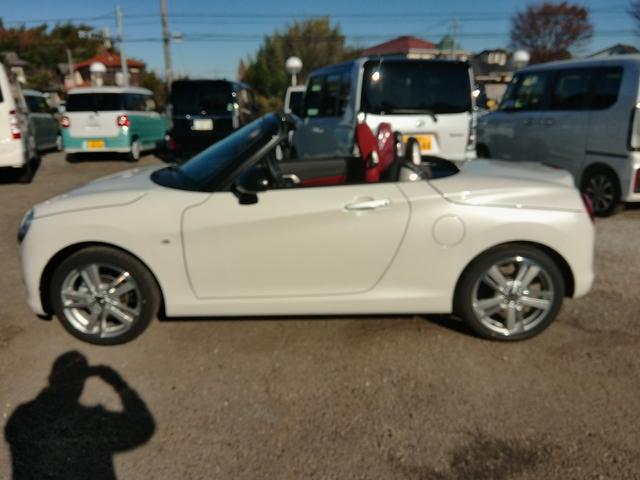 コペン セロ 届出済み未使用車 内装赤シート 純正ナビ&フルセグTV DVD再生&CD録音&Bluetooth対応 メーカー新車保証5年付き(13枚目)