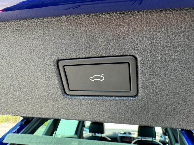 ティグアン Ｒ　３６０度カメラ　ＡＣＣ　４ＷＤ　禁煙車　シートヒーター　パワーシート　アルミホイール　１オーナー　ＬＥＤヘッドライト　パークアシスト　スマートキー　パワーバックドア　プリクラッシュブレーキ　記録簿（30枚目）