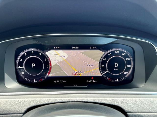 ゴルフオールトラック ＴＳＩ　４モーション　衝突被害軽減ブレーキ　禁煙　記録簿　１オーナー　レーンキープ　電動格納ミラー　ルーフレール　Ｂｌｕｅｔｏｏｔｈ　ＬＥＤライト　ＡＣＣ　４ＷＤ　アイドリングストップ　アルミホイール　オートライト　ターボ（15枚目）