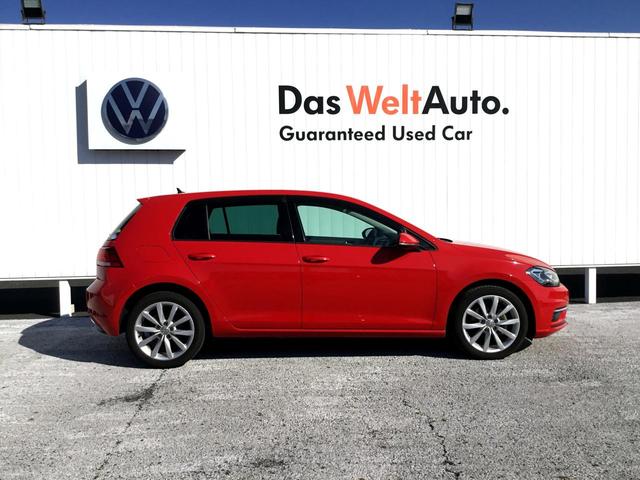 ゴルフ ＴＳＩコンフォートライン　テックエディション　ブルートゥース　フルセグ　ＬＥＤ　ＤＶＤ再生　Ｂカメラ　レーンキープ　ＥＴＣ車載器　アイドリングストップ　スマートキー　電動格納ミラー　ＵＳＢ　オートライト　オートクルーズコントロール　ナビＴＶ（4枚目）