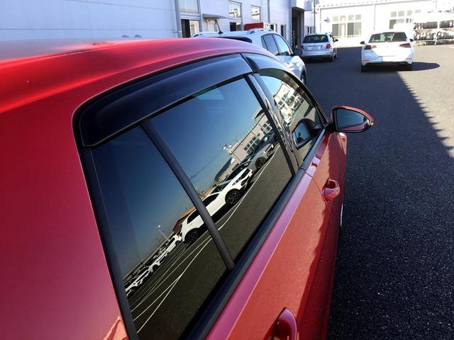 ゴルフ ＴＳＩコンフォートライン　テックエディション　ブルートゥース　フルセグ　ＬＥＤ　ＤＶＤ再生　Ｂカメラ　レーンキープ　ＥＴＣ車載器　アイドリングストップ　スマートキー　電動格納ミラー　ＵＳＢ　オートライト　オートクルーズコントロール　ナビＴＶ（26枚目）