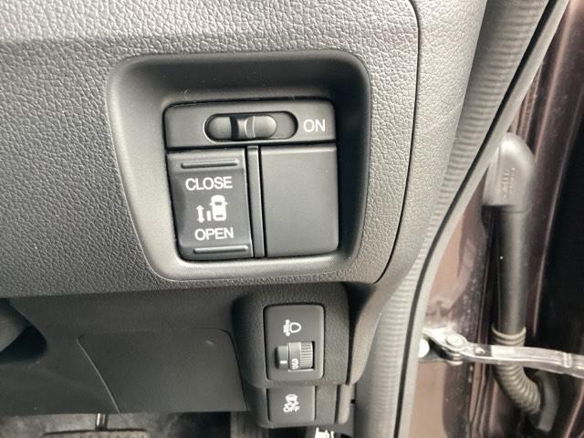 Ｎ－ＢＯＸ Ｇ・Ｌパッケージ　Ｉ－ＳＴＯＰ　ベンチ席　メンテナンスノート　カラーバックモニター　全席ＰＷ　イモビライザー　ナビテレビ　１セグ　ＡＡＣ　スマートキー　ＡＢＳ　ＥＴＣ　キーレスＥ　パワーステアリング（25枚目）