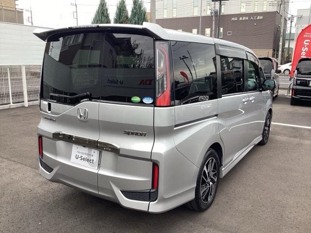 ステップワゴンスパーダ スパーダ・クールスピリットホンダセンシング　サイドエアバック　スマートキ　左右電動スライドドア　バックモニタ　Ｗエアコン　地ＴＶ　ナビ＆ＴＶ　三列シート　助手席エアバッグ　ＡＡＣ　横滑り防止機能（8枚目）