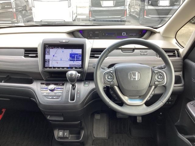 フリード+ G ドラレコ 衝突被害軽減システム 両側電動ドア LEDヘッドライト 横滑り防止機能 ETC車載器 フルセグテレビ オートエアコン DVD再生 シートヒーター スマートキー クルーズコントロール(15枚目)