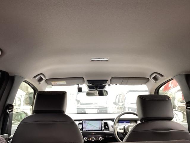 フィット e:HEVホーム 前後誤発進抑制機能 クリソナ 助手席エアバッグ 運転席エアバッグ アイドリングストップ LEDライト バックカメラ ABS サイドエアバッグ オートクルーズコントロール フルセグTV(12枚目)