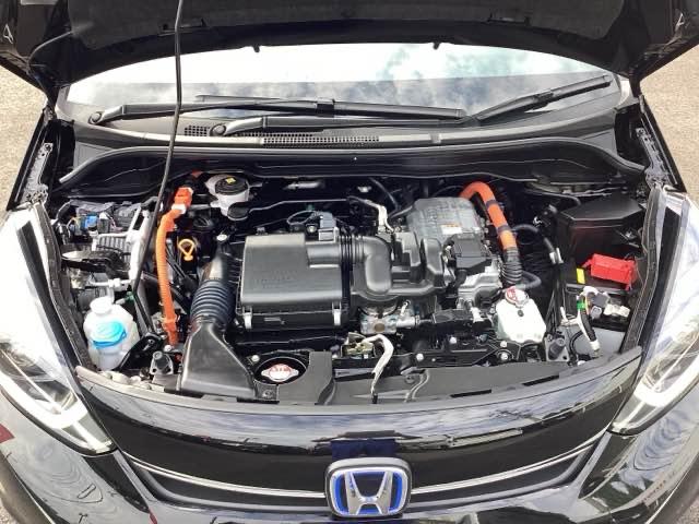 フィット e:HEVホーム 前後誤発進抑制機能 クリソナ 助手席エアバッグ 運転席エアバッグ アイドリングストップ LEDライト バックカメラ ABS サイドエアバッグ オートクルーズコントロール フルセグTV(17枚目)