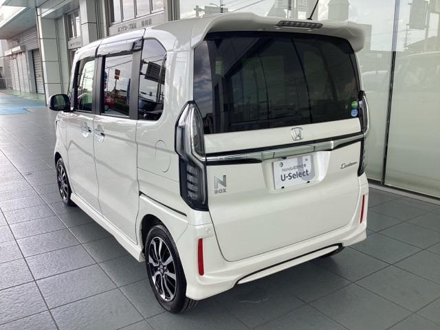 N-BOXカスタム G・Lホンダセンシング 地デジTV 整備記録簿 助手席エアバッグ キーレス アイドリングST セキュリティーアラーム スマ-トキ- リアカメラ ナビTV ETC 前車追従機能 サイドエアバッグ DVD(9枚目)
