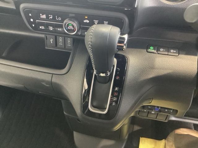 N-BOXカスタム Lターボ 地デジチューナー 衝突軽減ブレーキサポート LEDヘッドライ アイドリングS ターボエンジン PS カーテンエアバック シートヒータ エアバック スマートキープッシュスタート AAC ABS(11枚目)