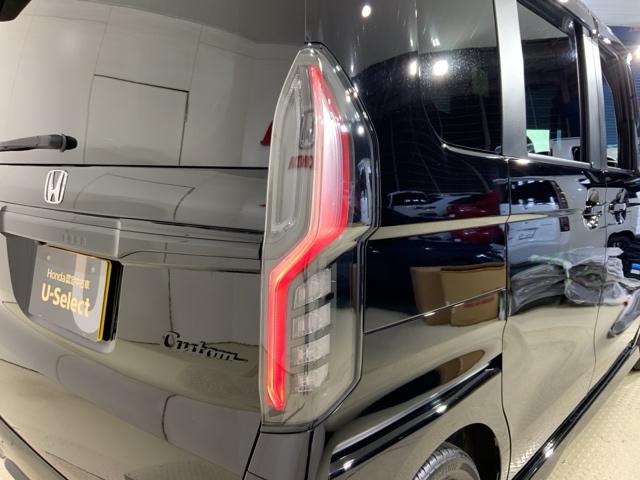 N-BOXカスタム Lターボスタイル+ブラック ターボエンジン スマ-トキ- エアバック 横滑り防止機能 ナビ&TV サイドカーテンエアバック USB接続 クルーズコントロール 助手席エアバッグ 地デジ LEDライト(11枚目)