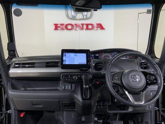 N-BOXカスタム Lターボスタイル+ブラック ターボエンジン スマ-トキ- エアバック 横滑り防止機能 ナビ&TV サイドカーテンエアバック USB接続 クルーズコントロール 助手席エアバッグ 地デジ LEDライト(12枚目)