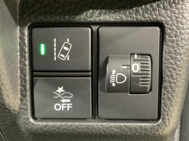 N-BOXカスタム Lターボスタイル+ブラック ターボエンジン スマ-トキ- エアバック 横滑り防止機能 ナビ&TV サイドカーテンエアバック USB接続 クルーズコントロール 助手席エアバッグ 地デジ LEDライト(31枚目)