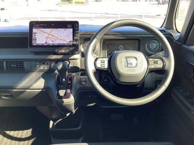 Ｎ－ＢＯＸカスタム コーディネートスタイル　オートクルーズ　マルチビューカメラ　フルセグ対応　Ｗ電動ドア　シートヒータ　ＬＥＤ　ＥＳＣ　リアカメラ　ＥＴＣ　ソナー　ベンチシート　ＤＶＤ　アイドリングストップ　エアコン（15枚目）