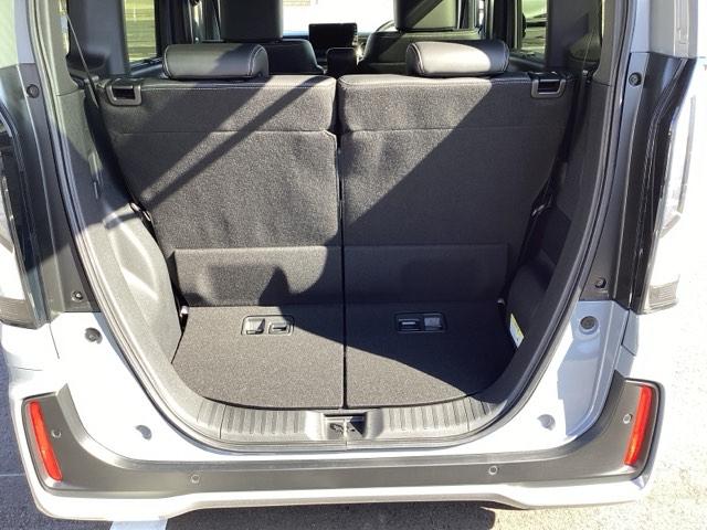 Ｎ－ＢＯＸカスタム コーディネートスタイル　オートクルーズ　マルチビューカメラ　フルセグ対応　Ｗ電動ドア　シートヒータ　ＬＥＤ　ＥＳＣ　リアカメラ　ＥＴＣ　ソナー　ベンチシート　ＤＶＤ　アイドリングストップ　エアコン（18枚目）