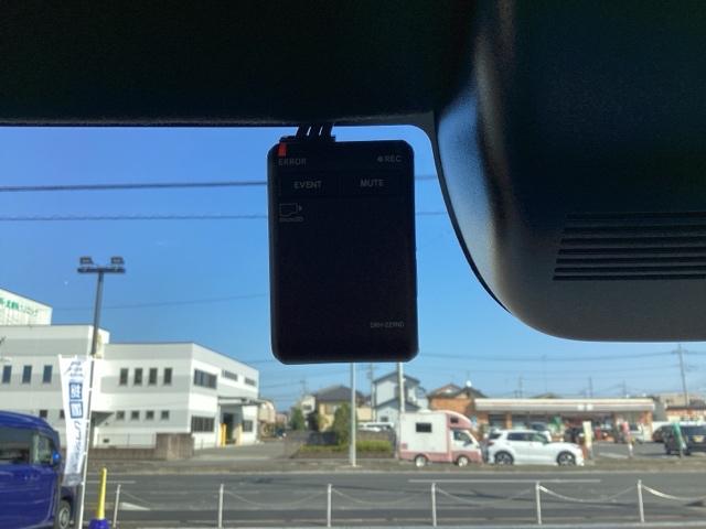 Ｎ－ＢＯＸカスタム コーディネートスタイル　オートクルーズ　マルチビューカメラ　フルセグ対応　Ｗ電動ドア　シートヒータ　ＬＥＤ　ＥＳＣ　リアカメラ　ＥＴＣ　ソナー　ベンチシート　ＤＶＤ　アイドリングストップ　エアコン（24枚目）