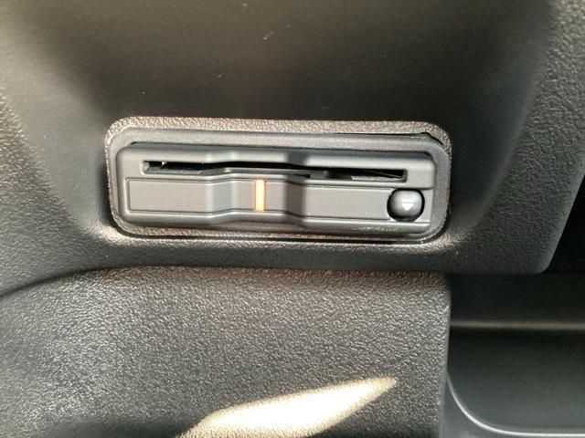 Ｎ－ＢＯＸカスタム コーディネートスタイル　オートクルーズ　マルチビューカメラ　フルセグ対応　Ｗ電動ドア　シートヒータ　ＬＥＤ　ＥＳＣ　リアカメラ　ＥＴＣ　ソナー　ベンチシート　ＤＶＤ　アイドリングストップ　エアコン（25枚目）