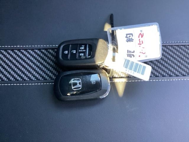 Ｎ－ＢＯＸカスタム コーディネートスタイル　オートクルーズ　マルチビューカメラ　フルセグ対応　Ｗ電動ドア　シートヒータ　ＬＥＤ　ＥＳＣ　リアカメラ　ＥＴＣ　ソナー　ベンチシート　ＤＶＤ　アイドリングストップ　エアコン（27枚目）