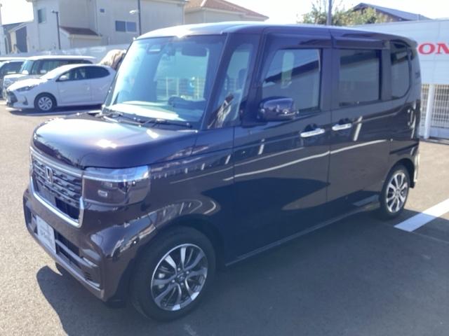 Ｎ－ＢＯＸカスタム ベースグレード　Ｗ電動ドア　ＣＭＢＳ　Ｄレコ　ベンチシート　オートエアコン　スマートキ　ＬＥＤ　盗難防止装置　クルコン　ＥＴＣ　バックカメラ　フルセグＴＶ　パワーステアリング　エアバッグ　ＥＳＣ（7枚目）