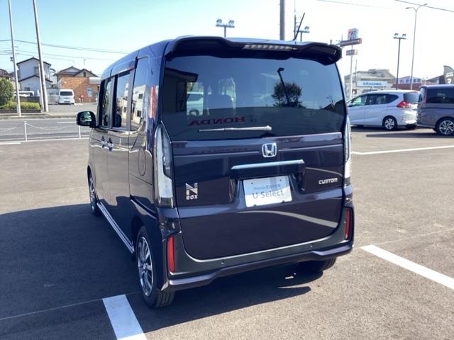 Ｎ－ＢＯＸカスタム ベースグレード　Ｗ電動ドア　ＣＭＢＳ　Ｄレコ　ベンチシート　オートエアコン　スマートキ　ＬＥＤ　盗難防止装置　クルコン　ＥＴＣ　バックカメラ　フルセグＴＶ　パワーステアリング　エアバッグ　ＥＳＣ（9枚目）