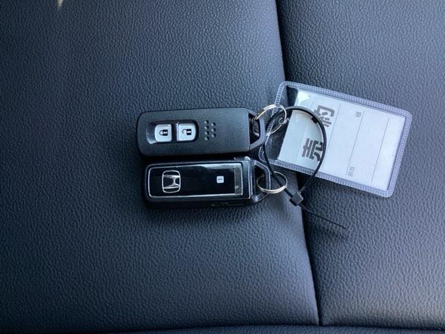 N-WGNカスタム L キーレス カーテンエアバッグ LEDヘッド VSA 記録簿 Rカメラ フルセグ コーナーセンサー 衝突被害軽減ブレーキ オートエアコン クルコン スマートキー パワステ シートヒーター DVD(26枚目)