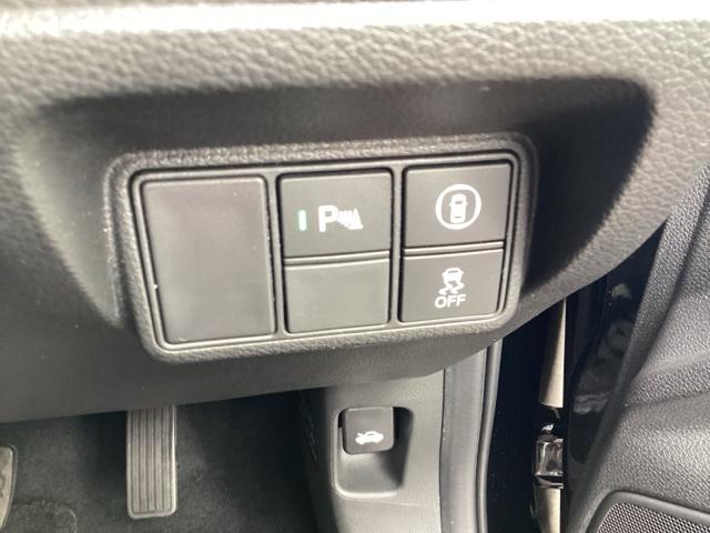 インサイト EX 黒革シート 衝突軽減 Rカメラ LEDライト ABS 前席シートヒーター オ-トエアコン ナビTV パワーウィンドウ スマキー クルコン PWシート キーフリーシステム サイドエアバック VSA(26枚目)