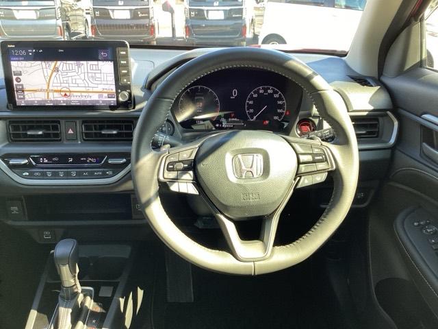 WR-V Z+ クリソナ 追突軽減ブレーキ フルセグテレビ サイドエアバッグ 盗難防止システム 運転席エアバッグ Bカメラ クルコン 横滑り防止 ドライブレコーダー フルオートエアコン パワーウィンドウ ABS(15枚目)