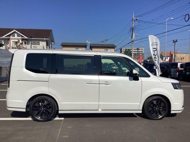 ステップワゴン e:HEVスパーダ デュアルエアコン フルオートエアコン ESC シートヒータ オートライト キーフリー LEDヘッドランプ イモビ ABS リアカメラ スマートキ クルーズコントロール ECOモード(4枚目)