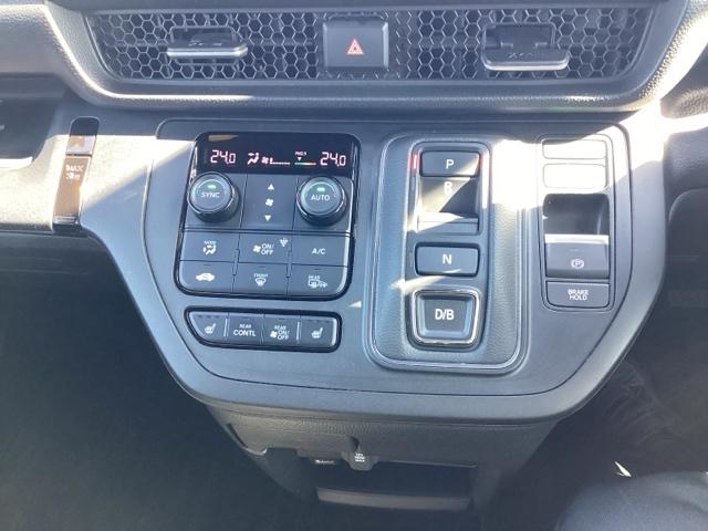 ステップワゴン e:HEVスパーダ デュアルエアコン フルオートエアコン ESC シートヒータ オートライト キーフリー LEDヘッドランプ イモビ ABS リアカメラ スマートキ クルーズコントロール ECOモード(11枚目)