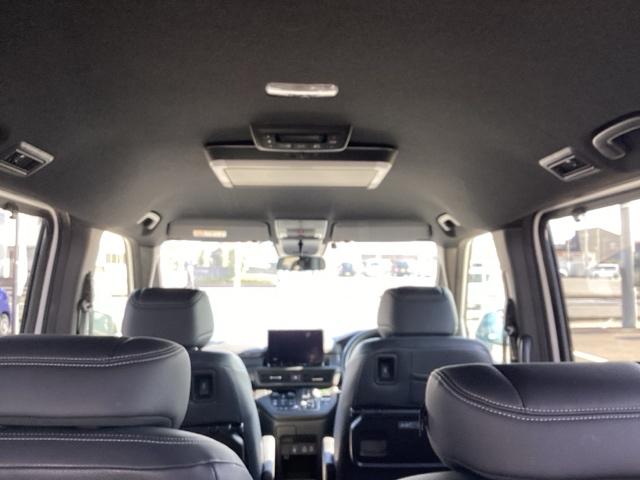 ステップワゴン e:HEVスパーダ デュアルエアコン フルオートエアコン ESC シートヒータ オートライト キーフリー LEDヘッドランプ イモビ ABS リアカメラ スマートキ クルーズコントロール ECOモード(12枚目)