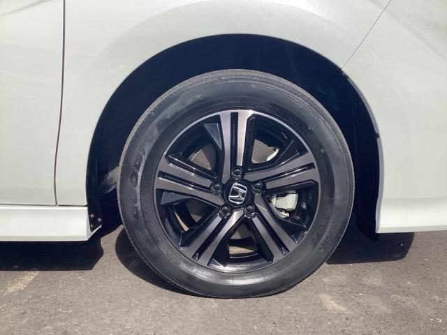 ステップワゴンスパーダ e:HEVスパーダG・EXホンダセンシング エアバック 地デジ クルコン サイドエアバッグ シ-トヒ-タ- 衝突軽減システム スマキー LEDランプ ABS キーレス フルオートエアコン ETC(19枚目)