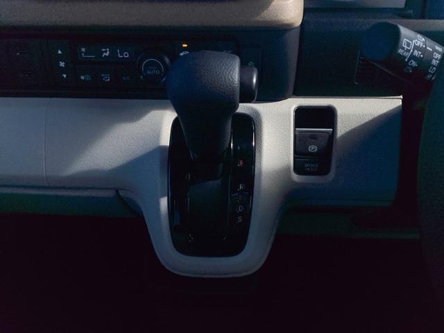 N-BOX ベースグレード 衝突軽減システム スマートキ- カーテンエアバック イモビライザー ECOモード 横滑り防止 オートクルーズ LEDヘッドライト キーフリー 地デジ パワーステアリング オートエアコン(11枚目)