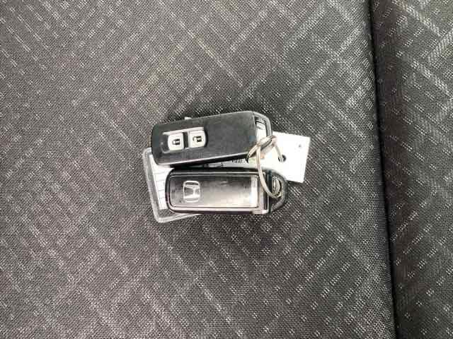 N-WGNカスタム G・ターボパッケージ 横滑り防止システム 追突被害軽減ブレーキ ECONモード WSRS ナビ&TV ワンオーナ イモビ サイドエアバッグ オートクルーズ 禁煙 キーフリー ETC付き 1セグTV(30枚目)