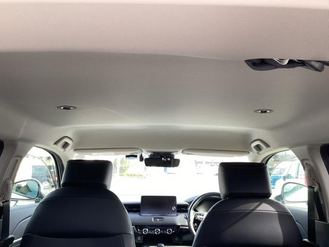 ヴェゼル e:HEVZ 衝突回避支援ブレーキ機能 パノラミックビューモニター スマキ Pトランク フルオートエアコン Dレコ エアバッグ 両席エアバック Rカメ パワーウィンドウ LEDランプ ソナー ABS(12枚目)