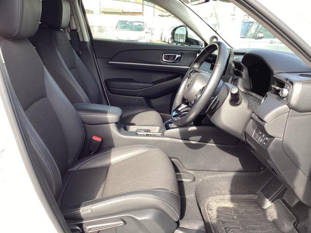 ヴェゼル e:HEVZ 衝突回避支援ブレーキ機能 パノラミックビューモニター スマキ Pトランク フルオートエアコン Dレコ エアバッグ 両席エアバック Rカメ パワーウィンドウ LEDランプ ソナー ABS(13枚目)