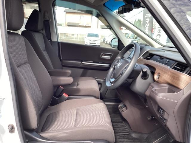 フリード G・ホンダセンシング Fセグ 追突被害軽減ブレーキ iストップ Wエアバッグ パワーウィンドウ アクティブクルーズコントロール スマートキ カーテンエアバッグ カラーバックモニター 整備点検記録簿(13枚目)