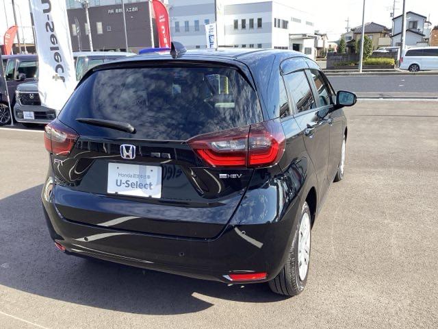 フィット e:HEVホーム 前後誤発進抑制機能 クリソナ 助手席エアバッグ 運転席エアバッグ アイドリングストップ LEDライト バックカメラ ABS サイドエアバッグ オートクルーズコントロール フルセグTV(8枚目)