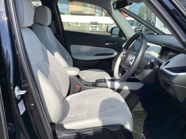 フィット e:HEVホーム 前後誤発進抑制機能 クリソナ 助手席エアバッグ 運転席エアバッグ アイドリングストップ LEDライト バックカメラ ABS サイドエアバッグ オートクルーズコントロール フルセグTV(14枚目)