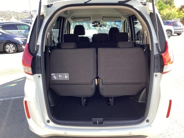 フリードハイブリッド ハイブリッド・G 両電動ドア クルコン スマキー パワーステアリング ベンチシート LEDライト フルセグTV ETC付 フルオートエアコン Bカメラ 盗難防止システム シートH キーフリー 記録簿付(19枚目)