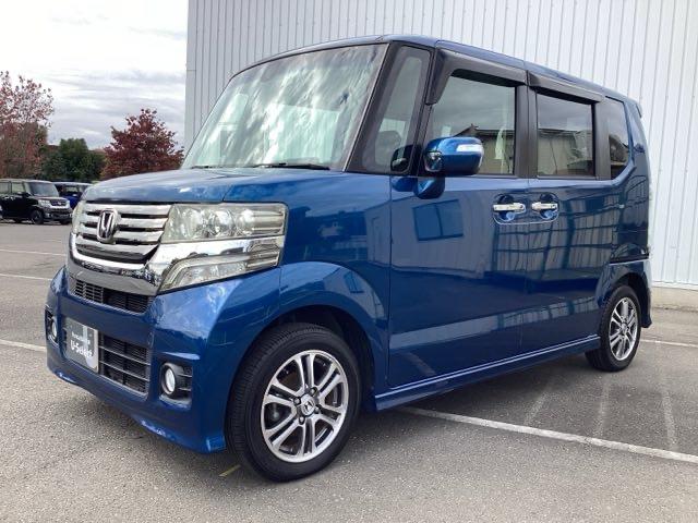 N-BOXカスタム 2トーンカラースタイルG・Aパッケージ ワンセグ 盗難防止装置 ESC スマートキープッシュスタート サイドエアバッグ オートエアコン アイドリングストップ キーフリー ベンチシート ABS DVD(3枚目)