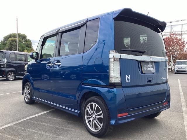 N-BOXカスタム 2トーンカラースタイルG・Aパッケージ ワンセグ 盗難防止装置 ESC スマートキープッシュスタート サイドエアバッグ オートエアコン アイドリングストップ キーフリー ベンチシート ABS DVD(5枚目)