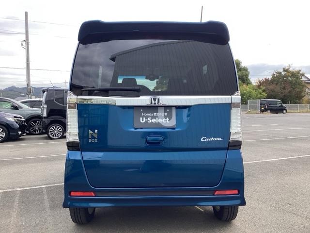 N-BOXカスタム 2トーンカラースタイルG・Aパッケージ ワンセグ 盗難防止装置 ESC スマートキープッシュスタート サイドエアバッグ オートエアコン アイドリングストップ キーフリー ベンチシート ABS DVD(6枚目)