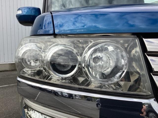 N-BOXカスタム 2トーンカラースタイルG・Aパッケージ ワンセグ 盗難防止装置 ESC スマートキープッシュスタート サイドエアバッグ オートエアコン アイドリングストップ キーフリー ベンチシート ABS DVD(10枚目)