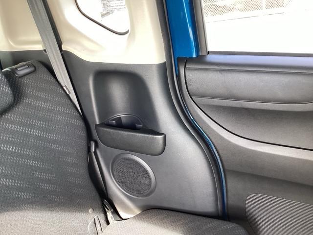 N-BOXカスタム 2トーンカラースタイルG・Aパッケージ ワンセグ 盗難防止装置 ESC スマートキープッシュスタート サイドエアバッグ オートエアコン アイドリングストップ キーフリー ベンチシート ABS DVD(27枚目)